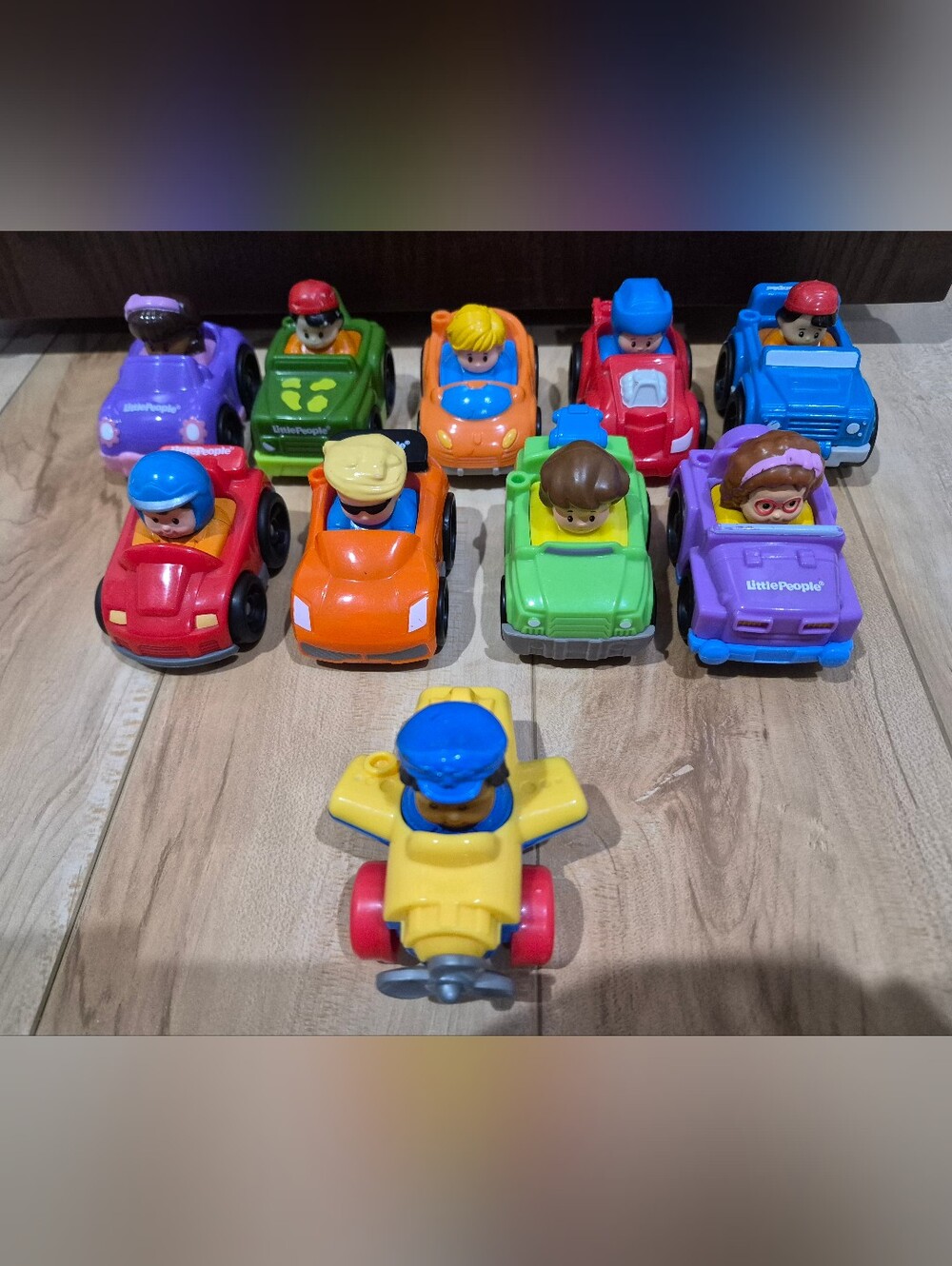 10 Fisher-Price Little People Wheelies
